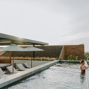 **** Hotel The Komu Bali Indonesien